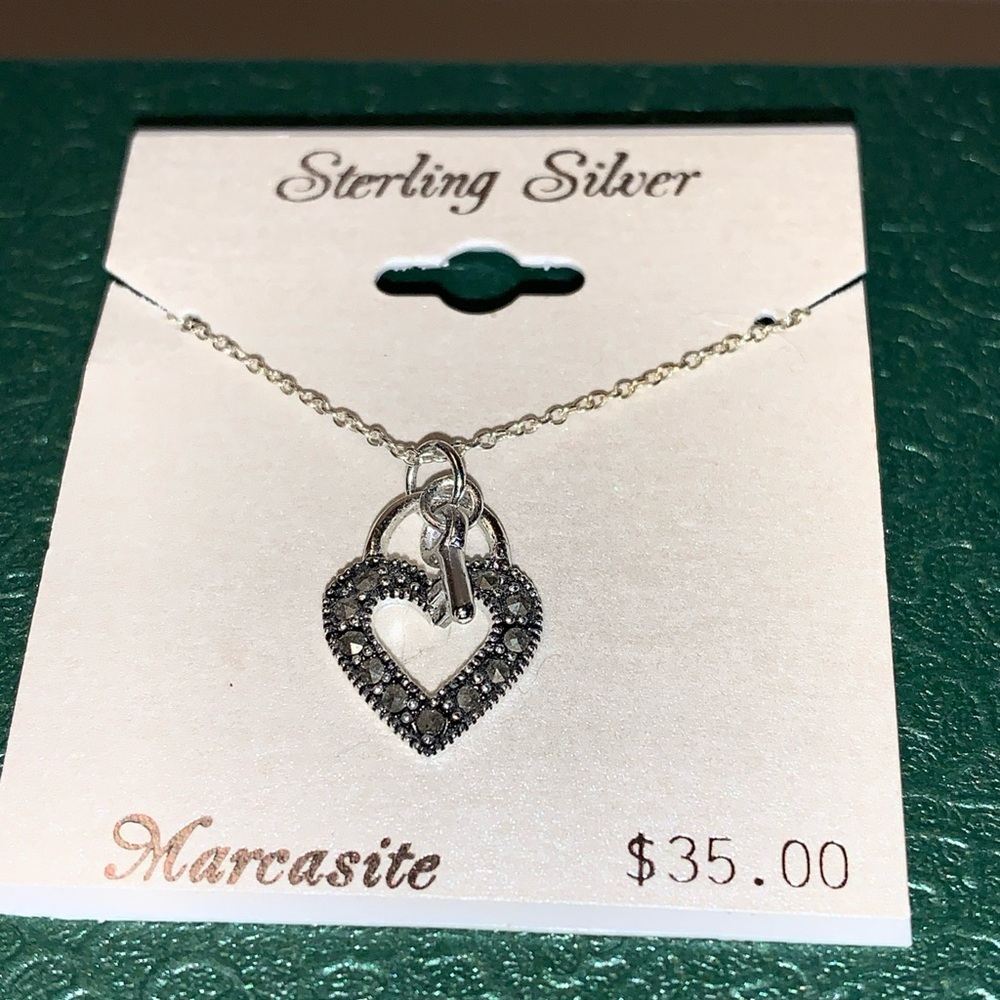 Sterling Silver Marcasite Heart & Key Necklace 9” NWT